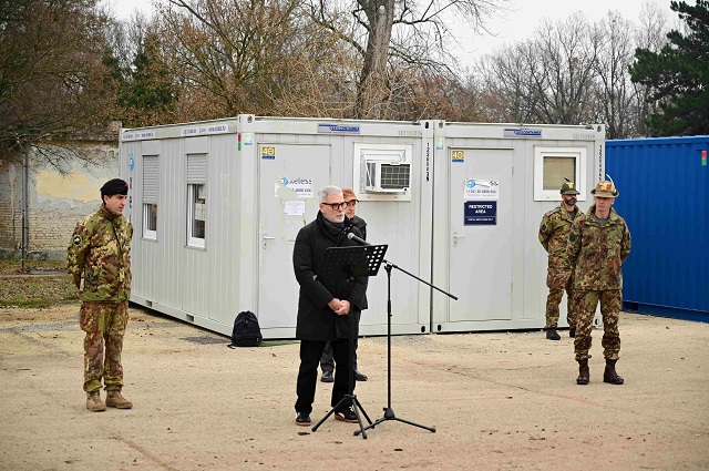 003-visite-istituzionali-al-contingente-italiano-schierato-in-ungheria.jpg