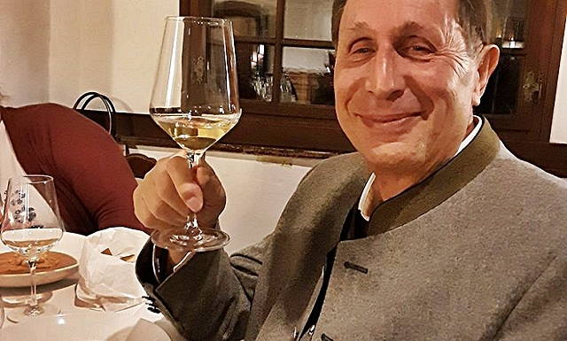 5-gianpaolo-girardi-patron-di-proposta-vini-quando-il-vino-e-poesia.jpg