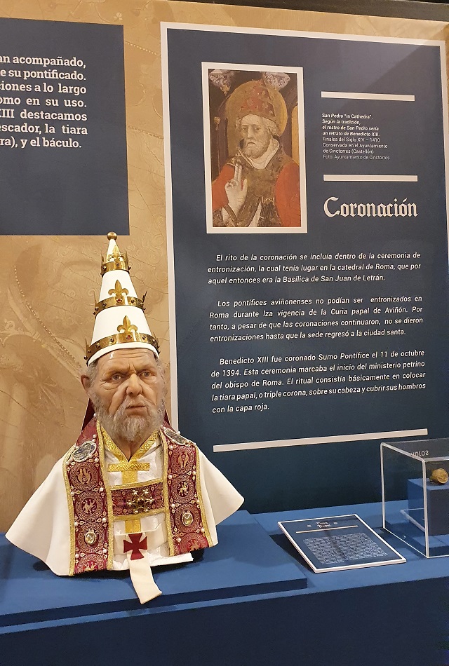 6-la-ricostruzione-della-testa-di-benedetto-xiii.jpg
