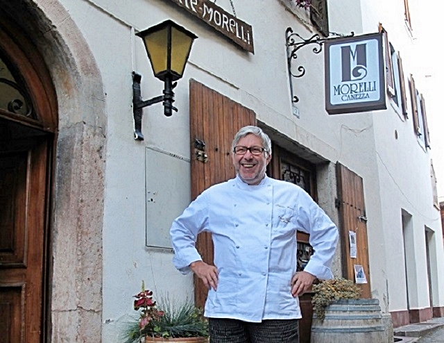 2-fiorenzo-varesco-patron-dell-antica-osteria-morelli-di-canezza.jpg