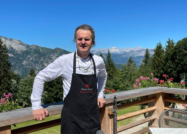 4-paolo-betti-cuoco-dell-alleanza-slow-food-si-esibira-alla-cantina-francesco-poli-di-santa-massenza.jpg